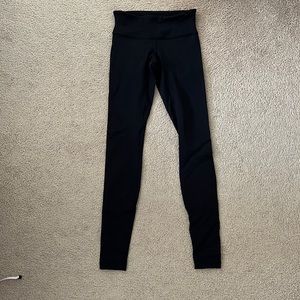 Lululemon wunder under